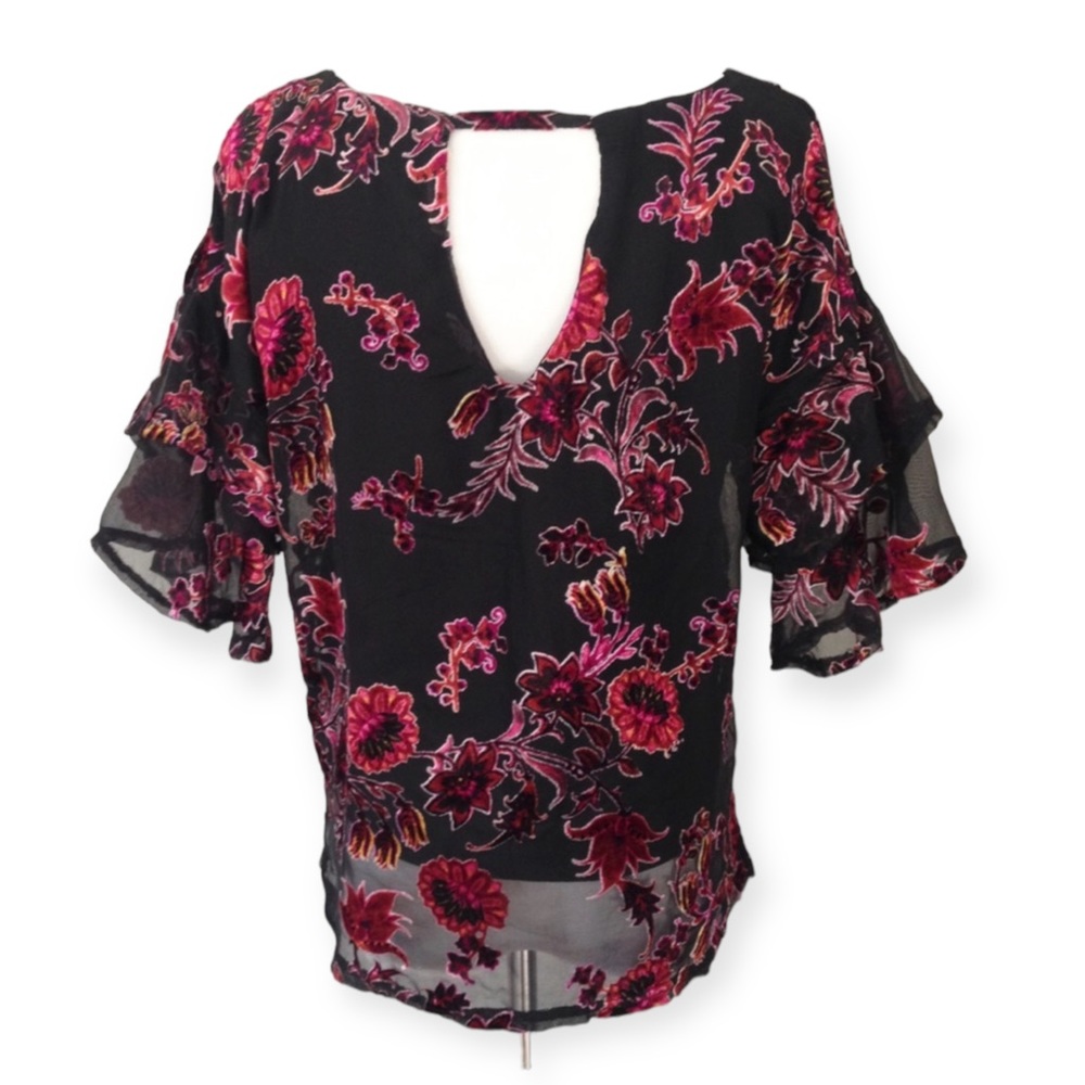 Lily White Velvet Floral Blouse Black and Pink Ruffled Sleeve Short Sleeve Top - Picture 8 of 9